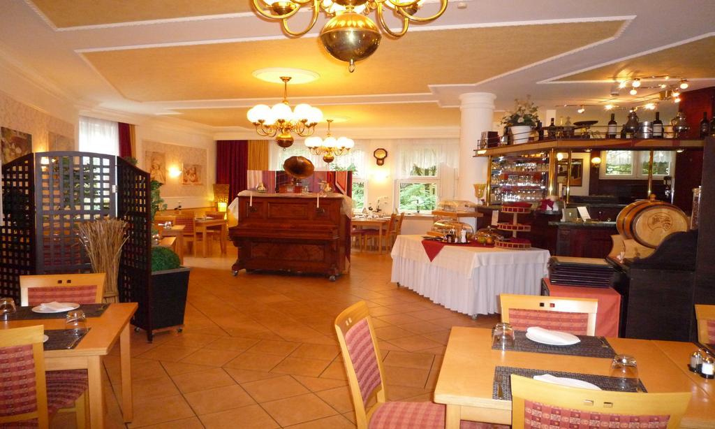 Hotel Abalone Remscheid Ngoại thất bức ảnh