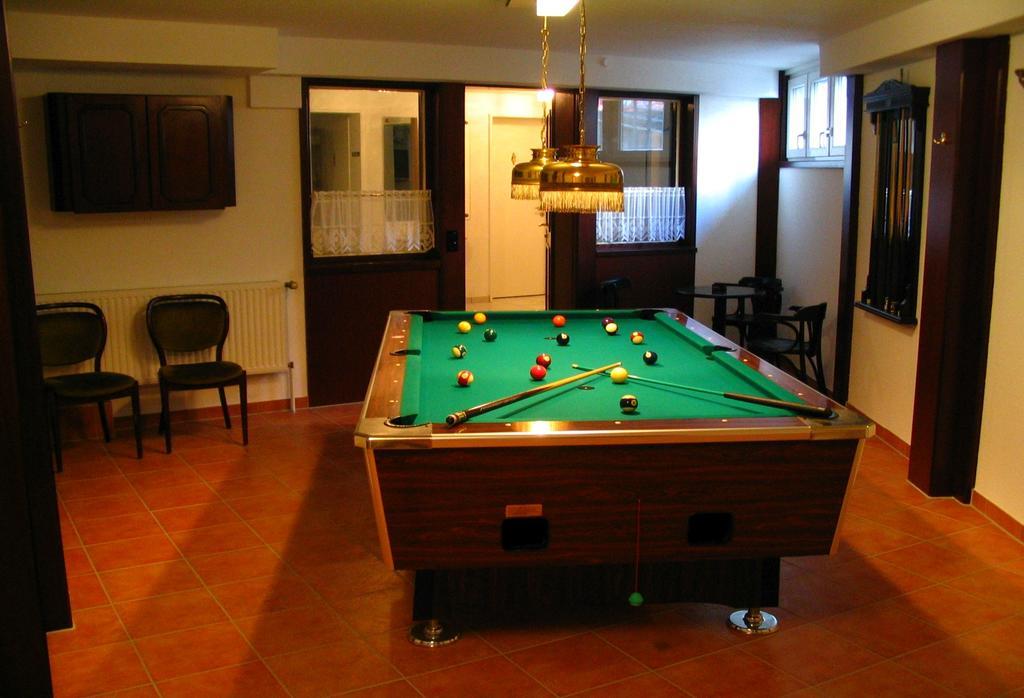 Hotel Abalone Remscheid Ngoại thất bức ảnh