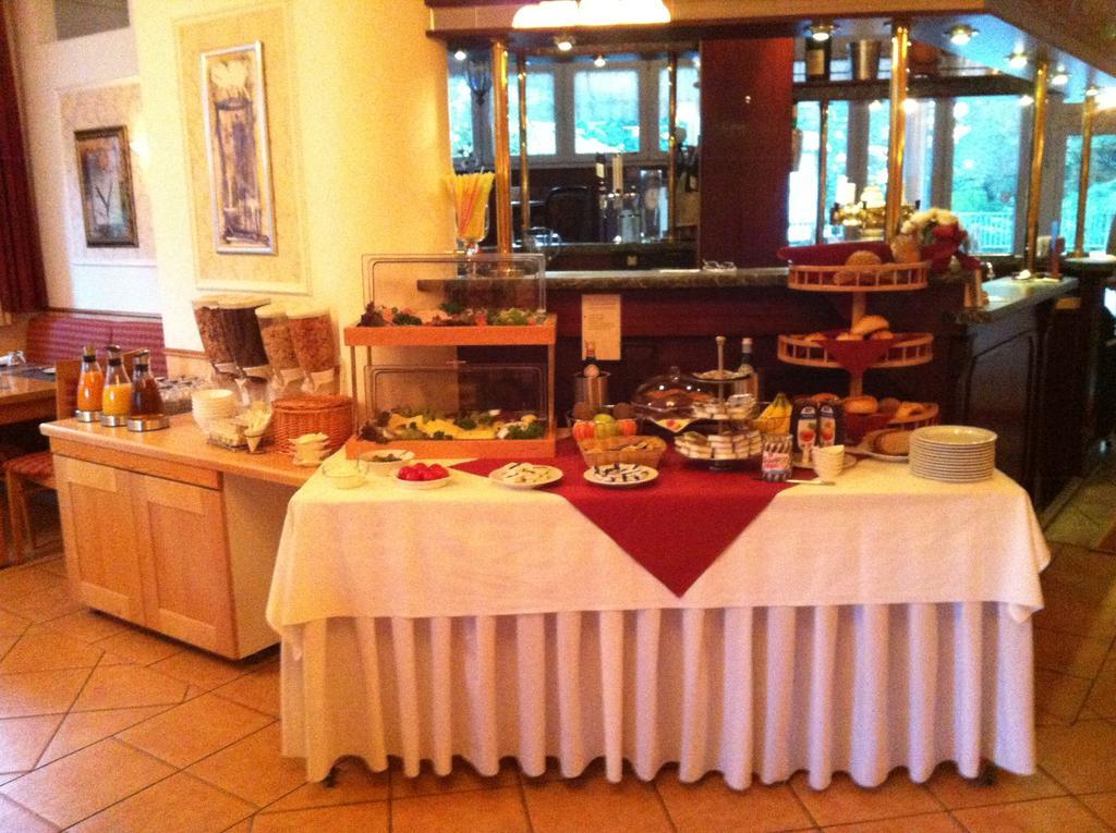 Hotel Abalone Remscheid Ngoại thất bức ảnh