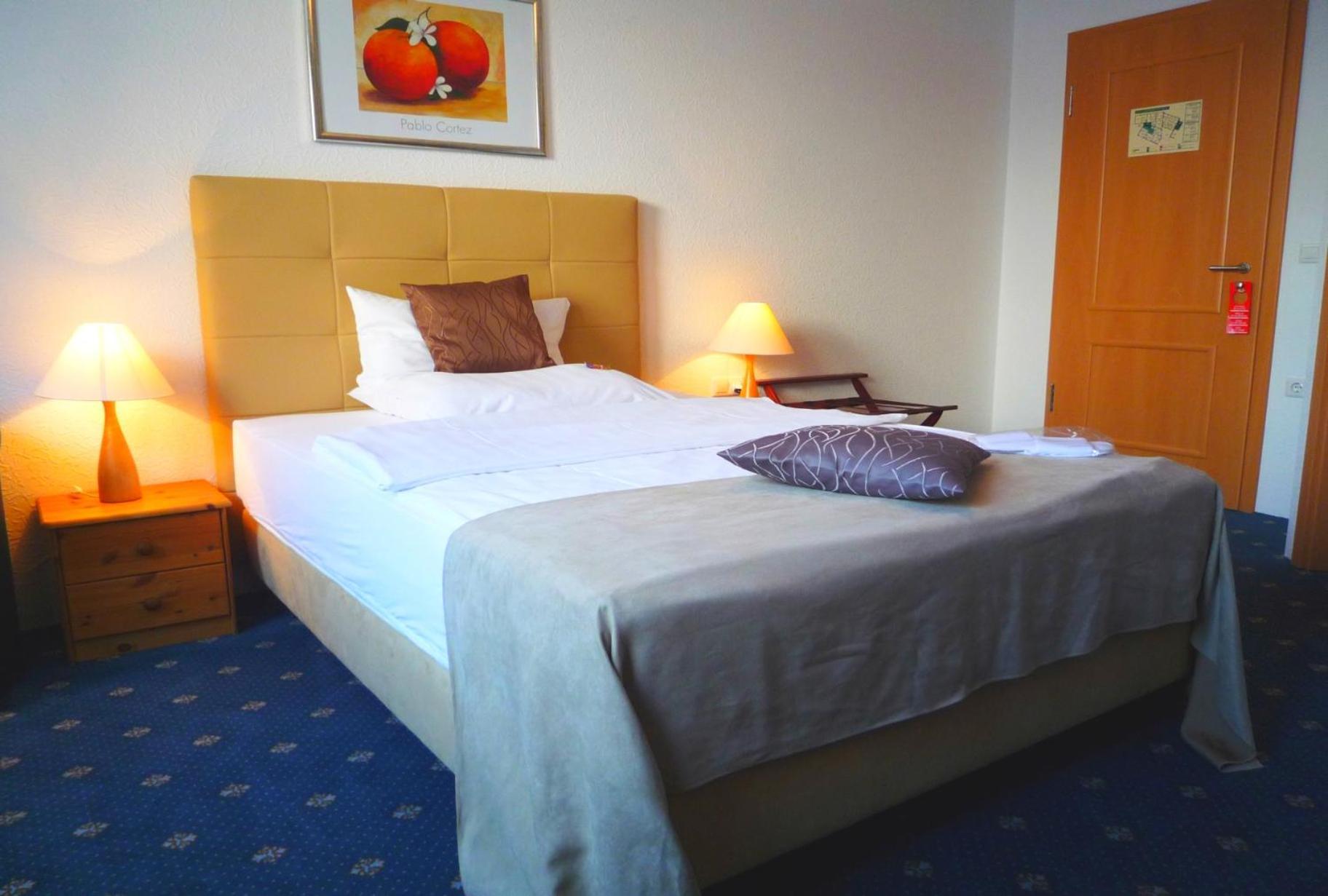 Hotel Abalone Remscheid Ngoại thất bức ảnh
